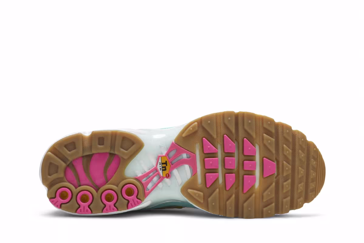 Nike Women's Air Max Plus Teal Twist, view 5