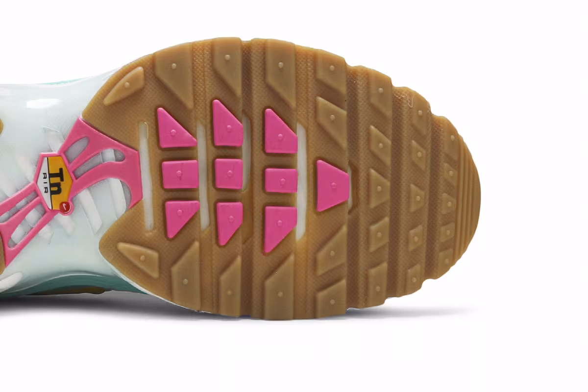 Nike Women's Air Max Plus Teal Twist, view 6