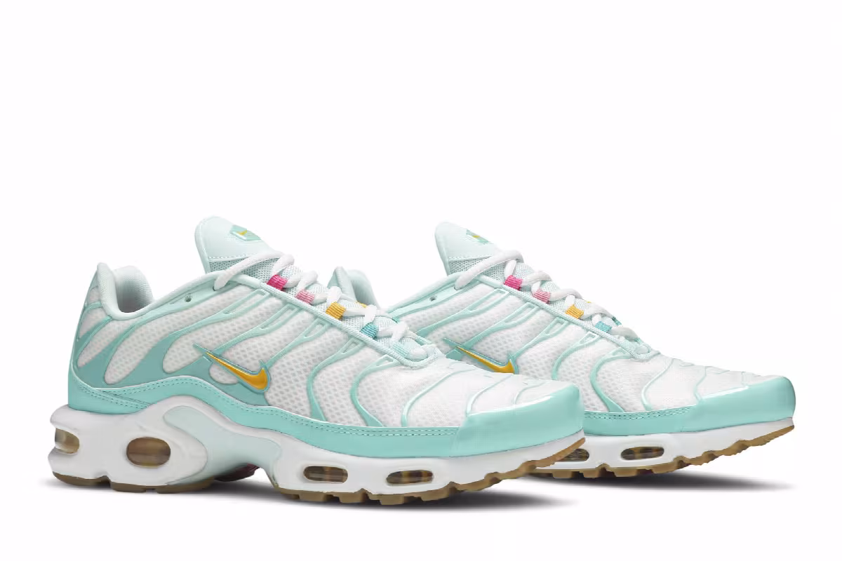 Nike Women's Air Max Plus Teal Twist, view 9
