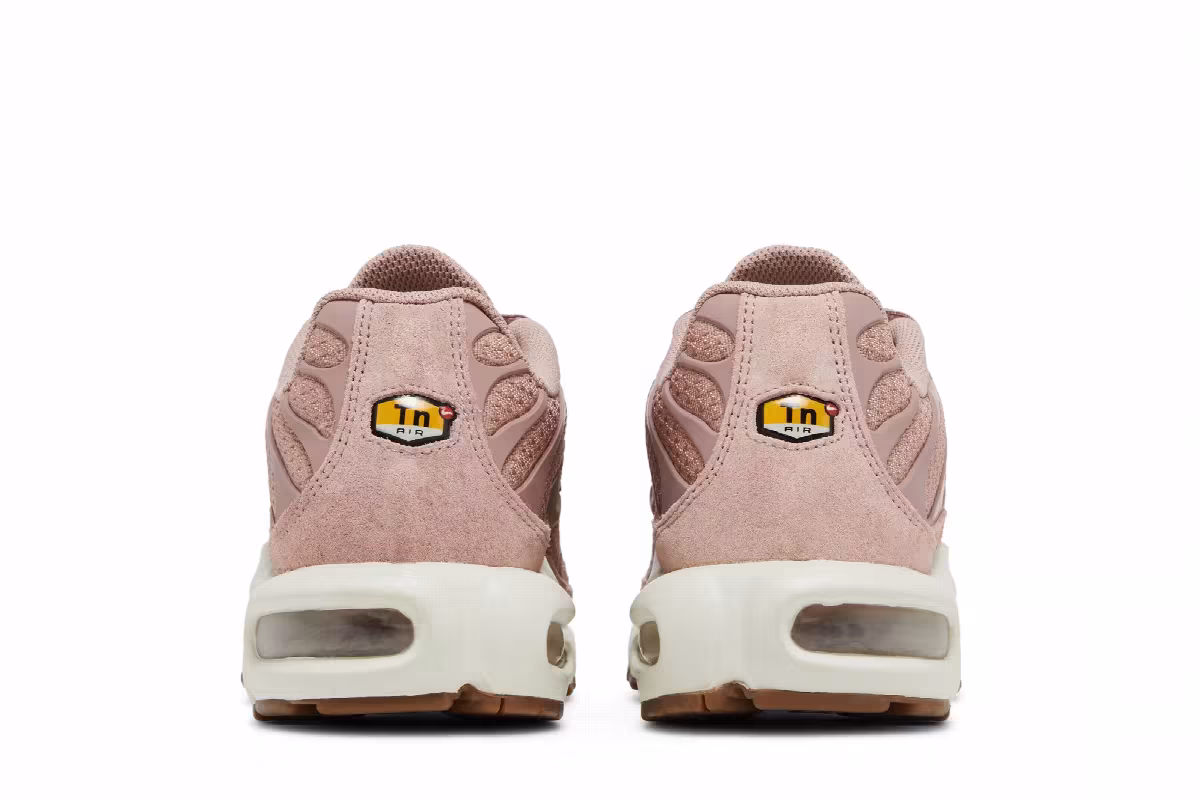 Nike Women's Air Max Plus, view 7