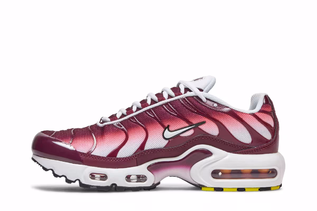Nike Air Max Plus GS Dark Beetroot, view 4