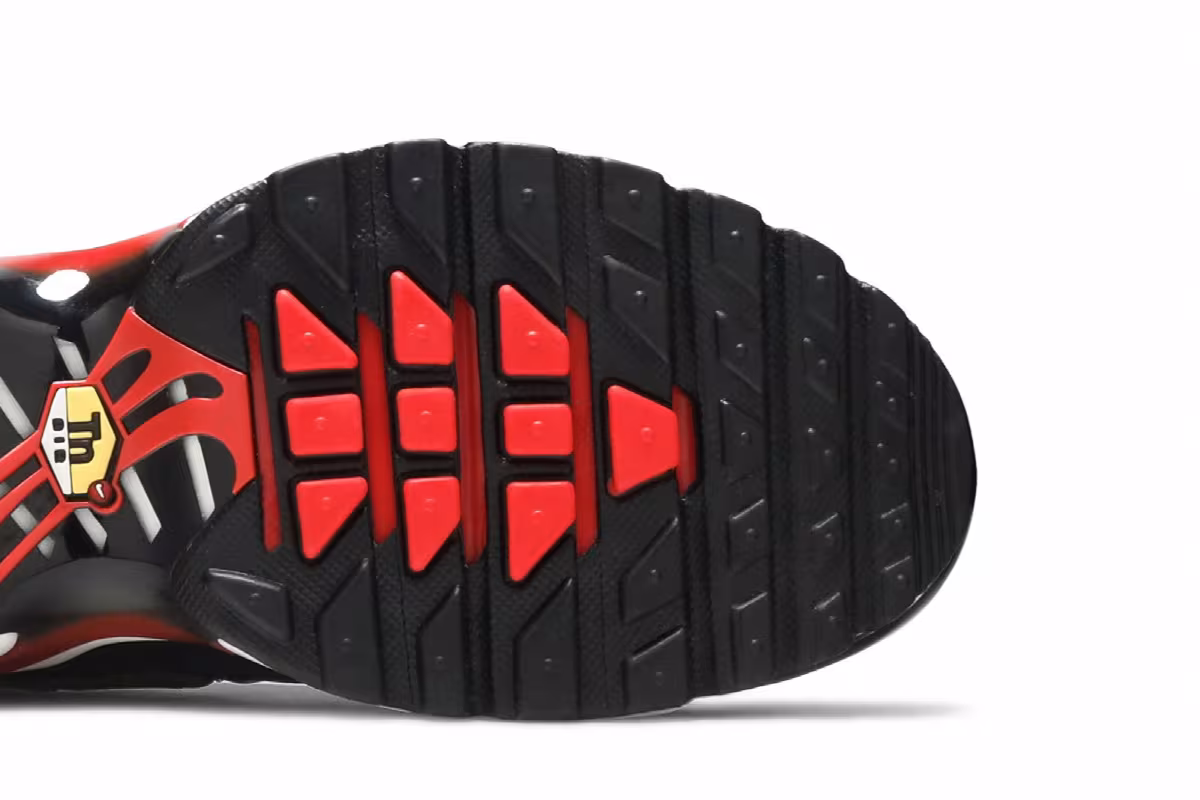 Nike Air Max Plus GS Script Swoosh, view 6