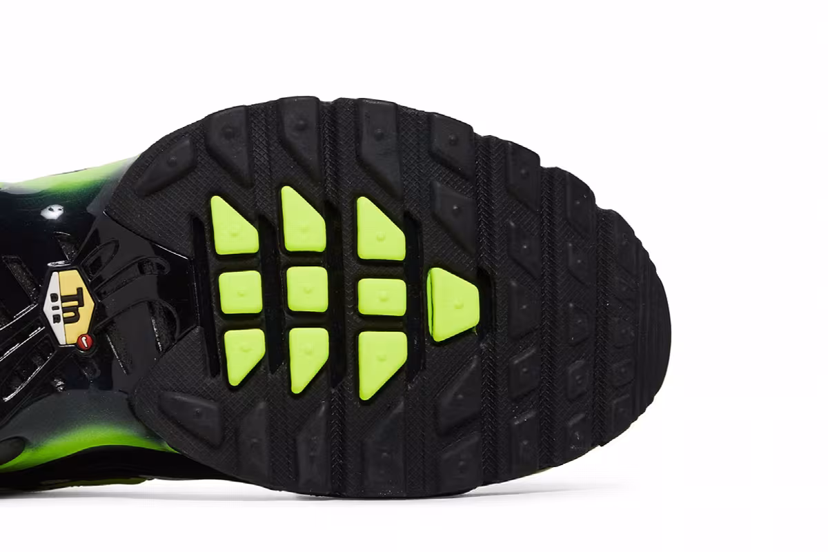 Nike Air Max Plus RF GS White Volt, view 6