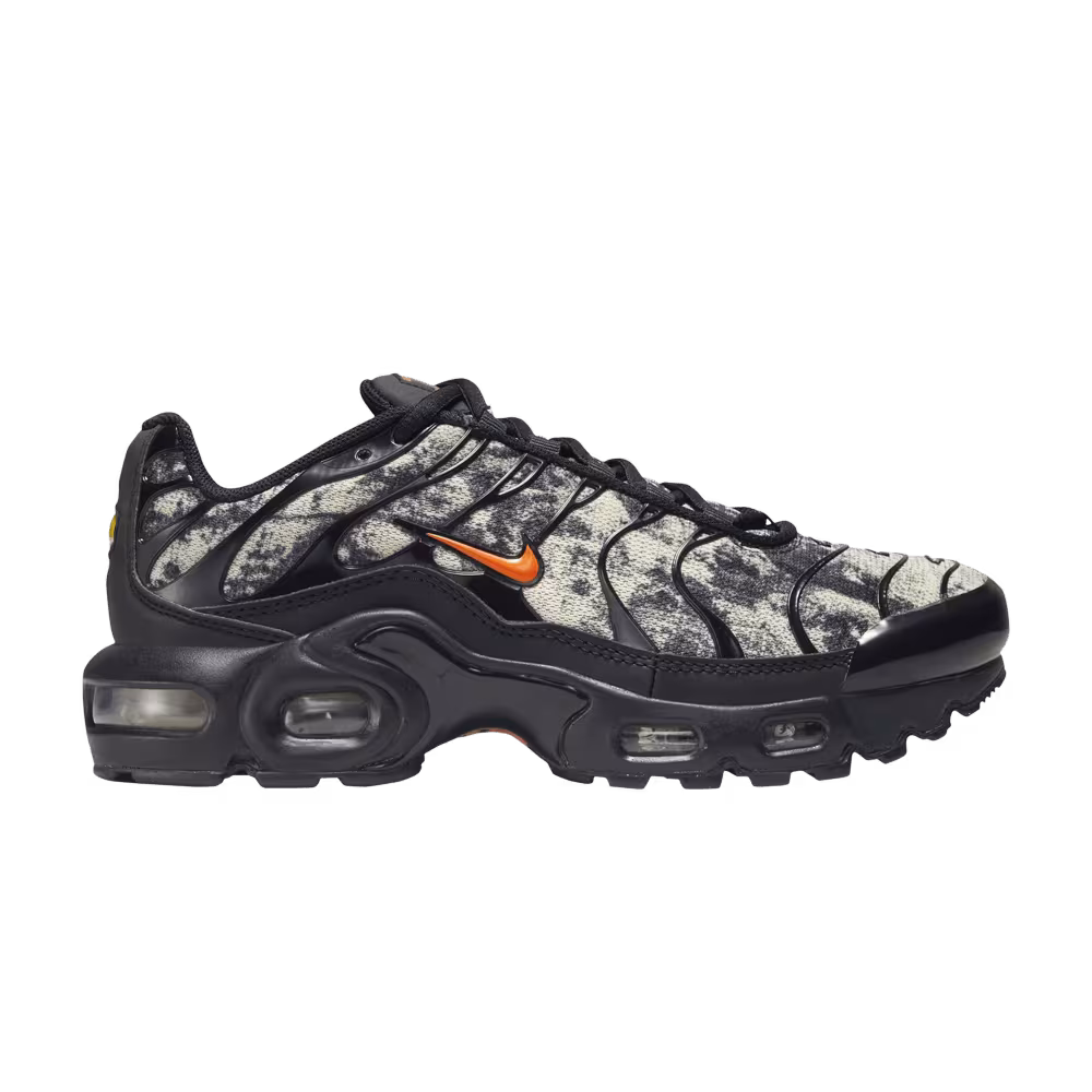 Nike Air Max Plus GS Black Orange Camo