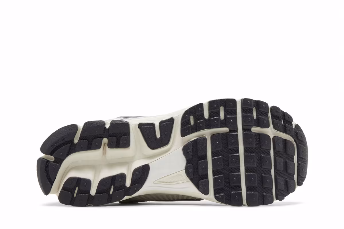 Nike Air Zoom Vomero 5 Chrome, view 5