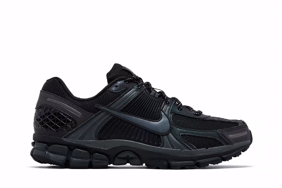 Nike Air Zoom Vomero 5 Black Reflective, view 2
