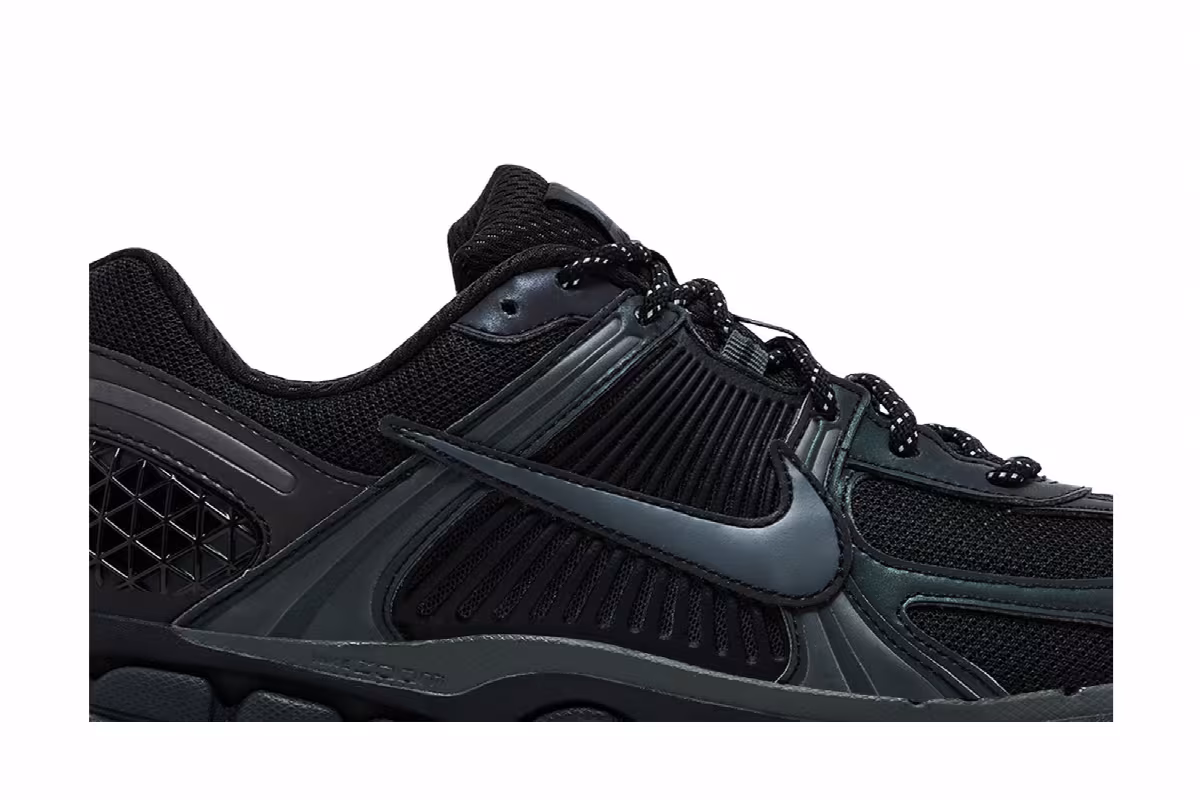 Nike Air Zoom Vomero 5 Black Reflective, view 3
