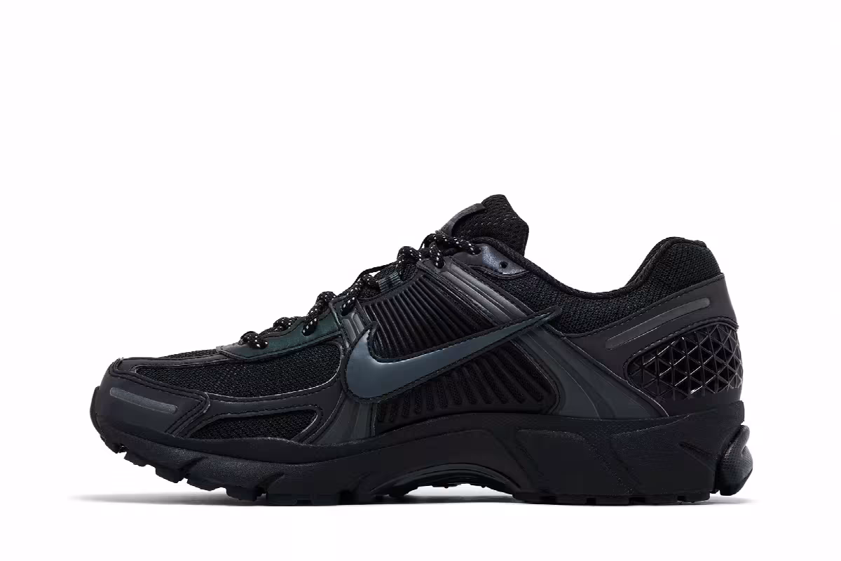 Nike Air Zoom Vomero 5 Black Reflective, view 4
