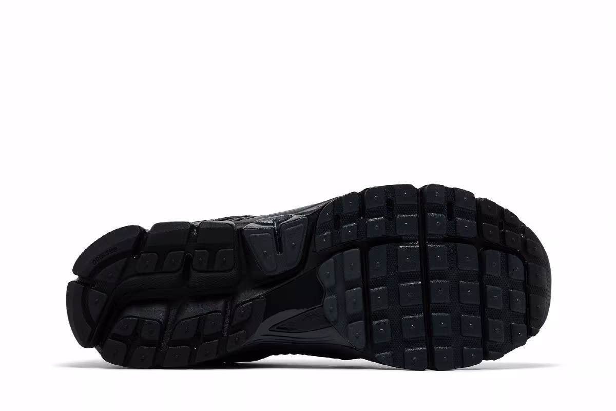 Nike Air Zoom Vomero 5 Black Reflective, view 5