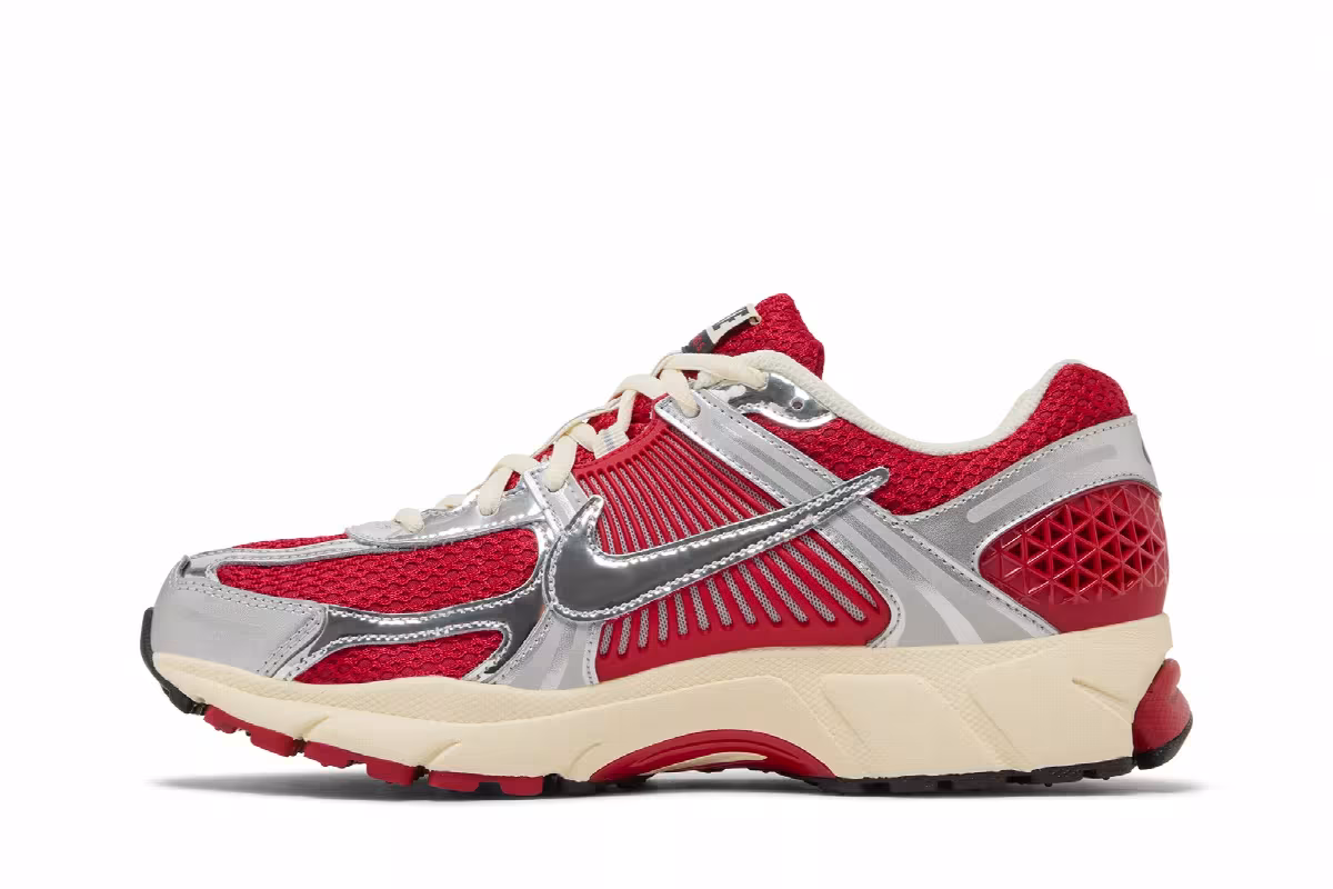 Nike Zoom Vomero 5 Gym Red Chrome, view 4