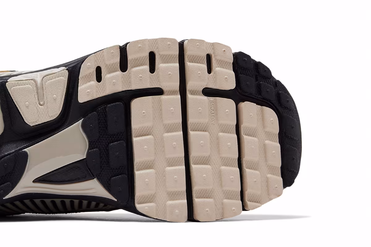 Nike Air Zoom Vomero 5 Black Cream, view 6