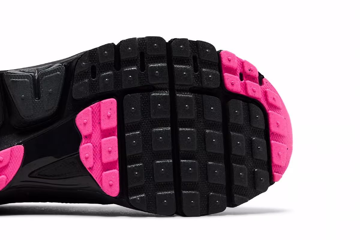 Nike Air Zoom Vomero 5 Black Pink Blast, view 6