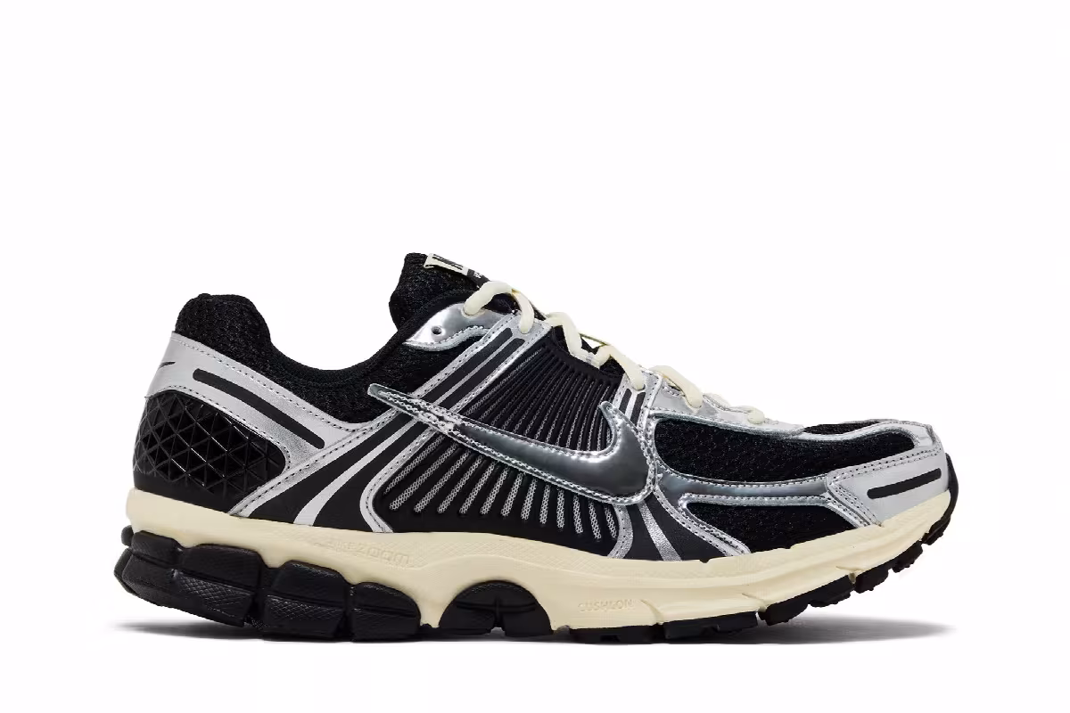 Nike Air Zoom Vomero 5 Black Chrome White, view 2