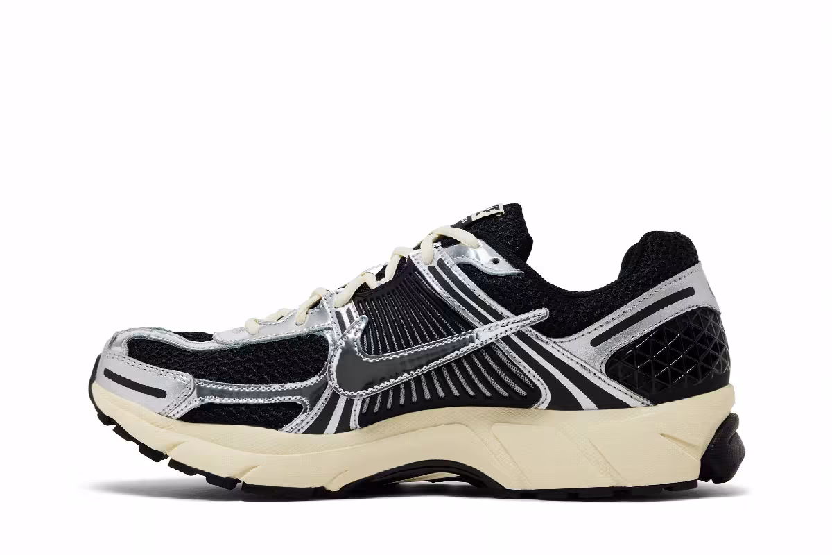 Nike Air Zoom Vomero 5 Black Chrome White, view 4