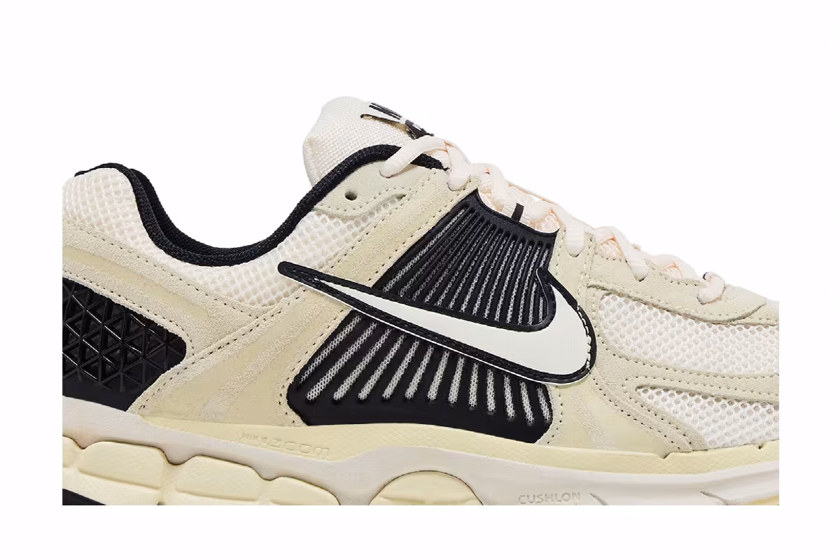 Nike Air Zoom Vomero 5 Alabaster Black, view 3