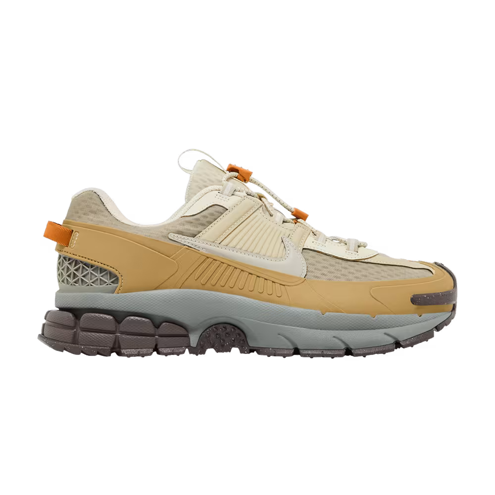 Nike Zoom Vomero 5 Roam Running Poets