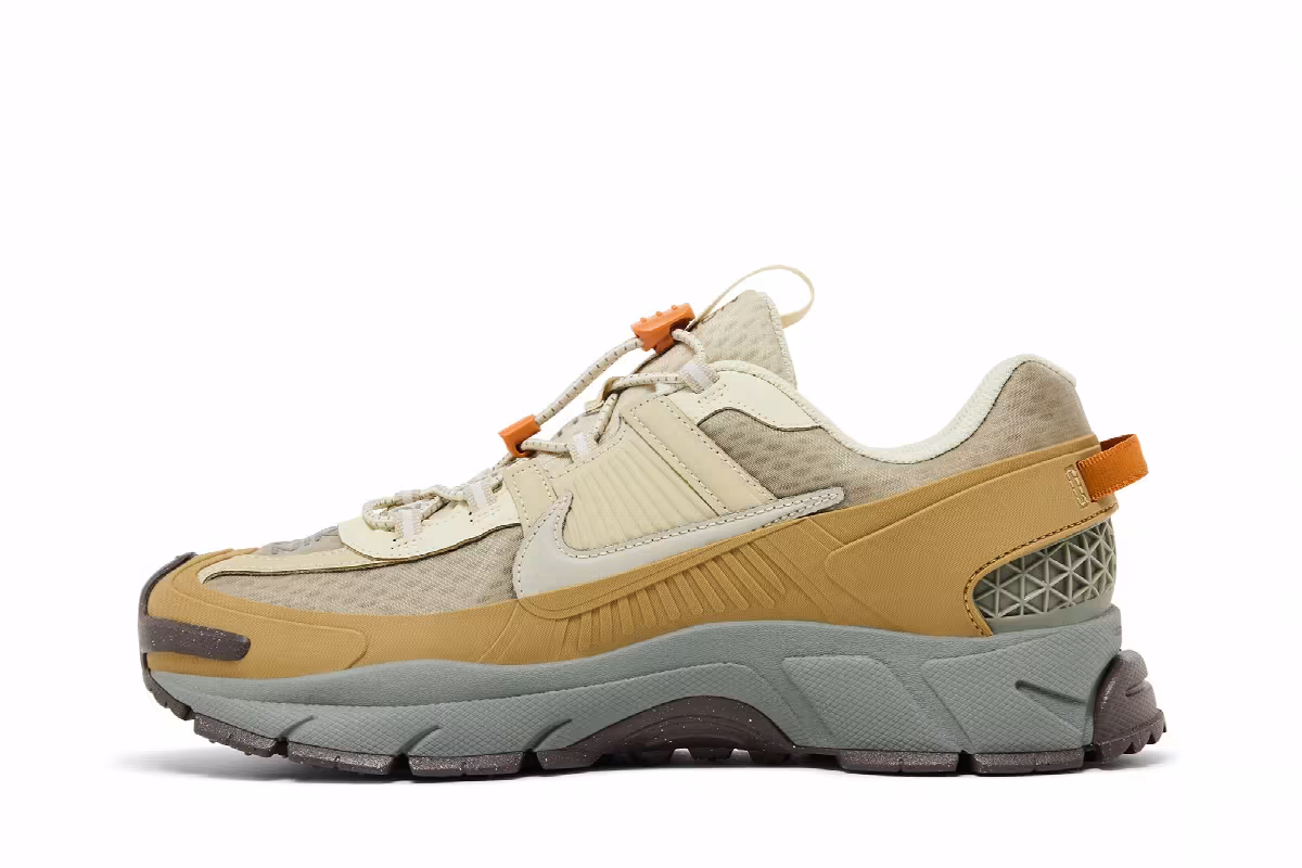 Nike Zoom Vomero 5 Roam Running Poets, view 4
