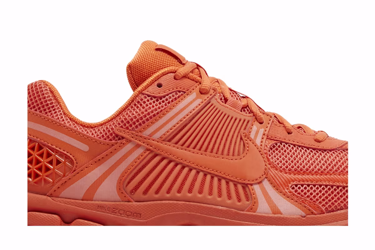 Nike Air Zoom Vomero 5 Cosmic Clay, view 3