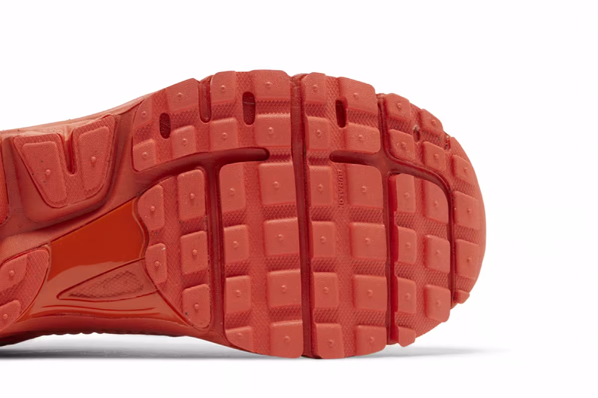 Nike Air Zoom Vomero 5 Cosmic Clay, view 6