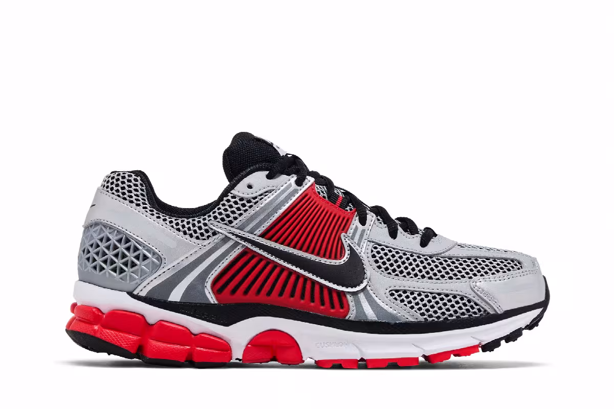 Nike Air Zoom Vomero 5 Bright Crimson Metallic Silver, view 2