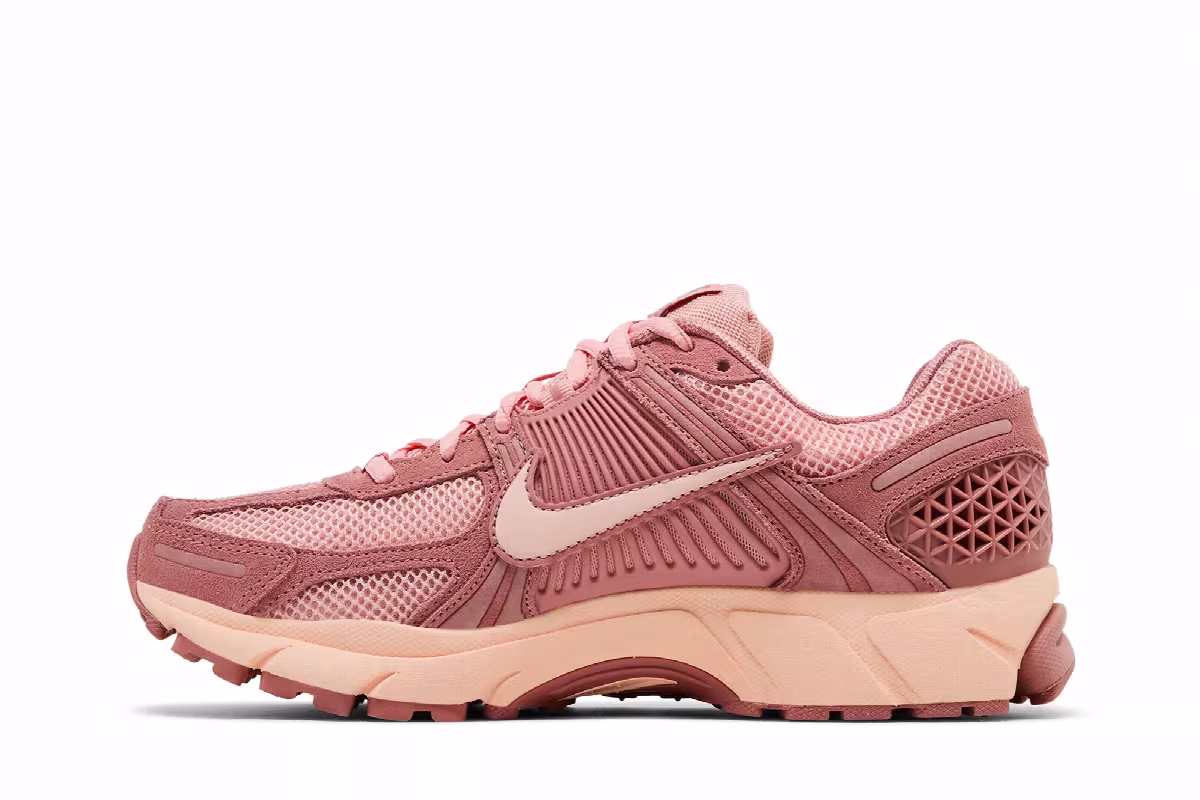 Nike Air Zoom Vomero 5 Red Stardust, view 4