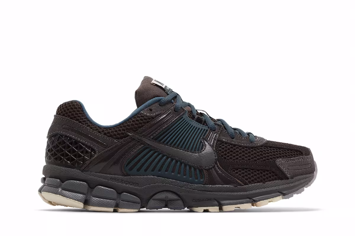 Nike Air Zoom Vomero 5 Baroque Brown Jungle, view 2