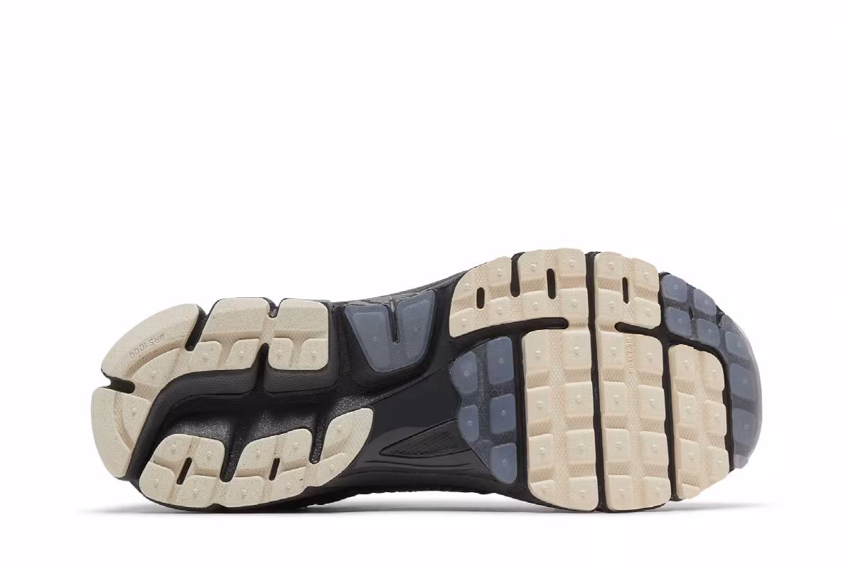Nike Air Zoom Vomero 5 Baroque Brown Jungle, view 5