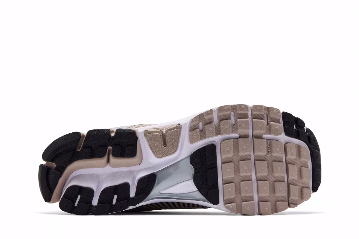 Nike Air Zoom Vomero 5 College Grey, view 5