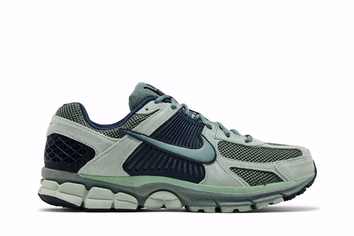 Nike Air Zoom Vomero 5 Seafoam Clay Green, view 2