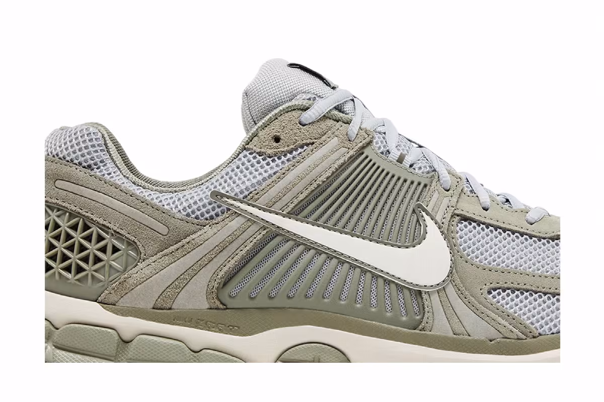 Nike Air Zoom Vomero 5 Dark Stucco, view 3