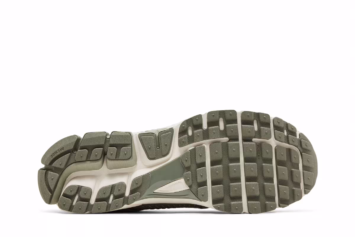 Nike Air Zoom Vomero 5 Dark Stucco, view 5