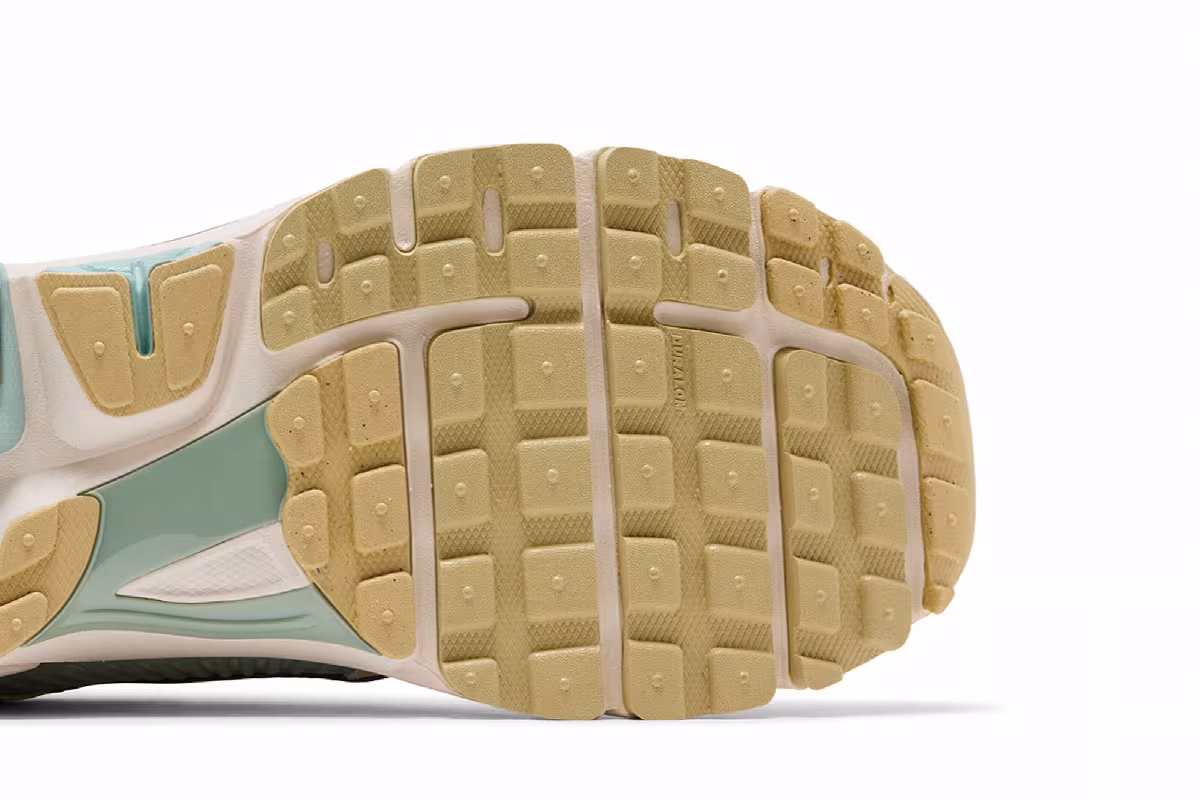 Nike Air Zoom Vomero 5 Team Gold Seafoam, view 6
