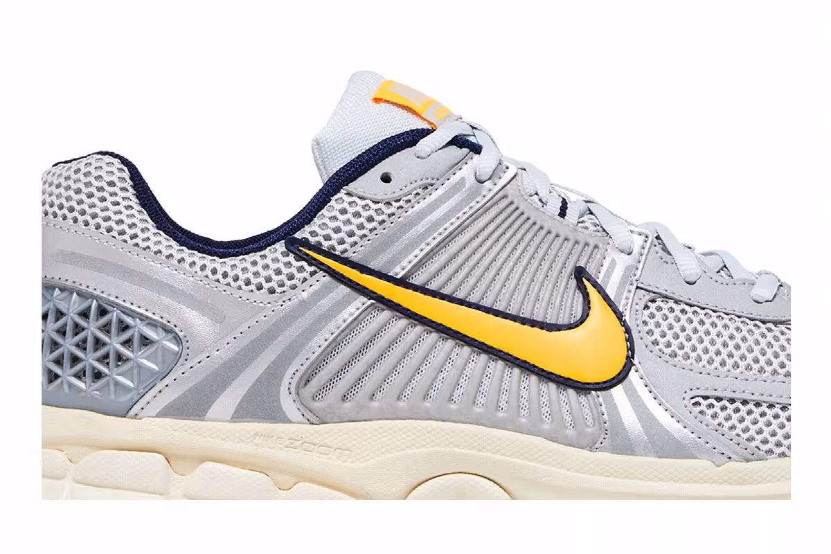 Nike Air Zoom Vomero 5 Platinum Laser Orange, view 3