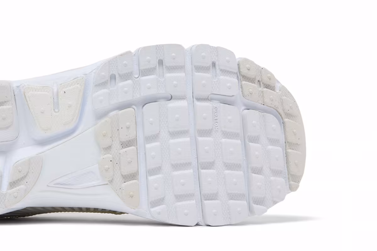 Nike Women's Air Zoom Vomero 5 Triple White, view 6