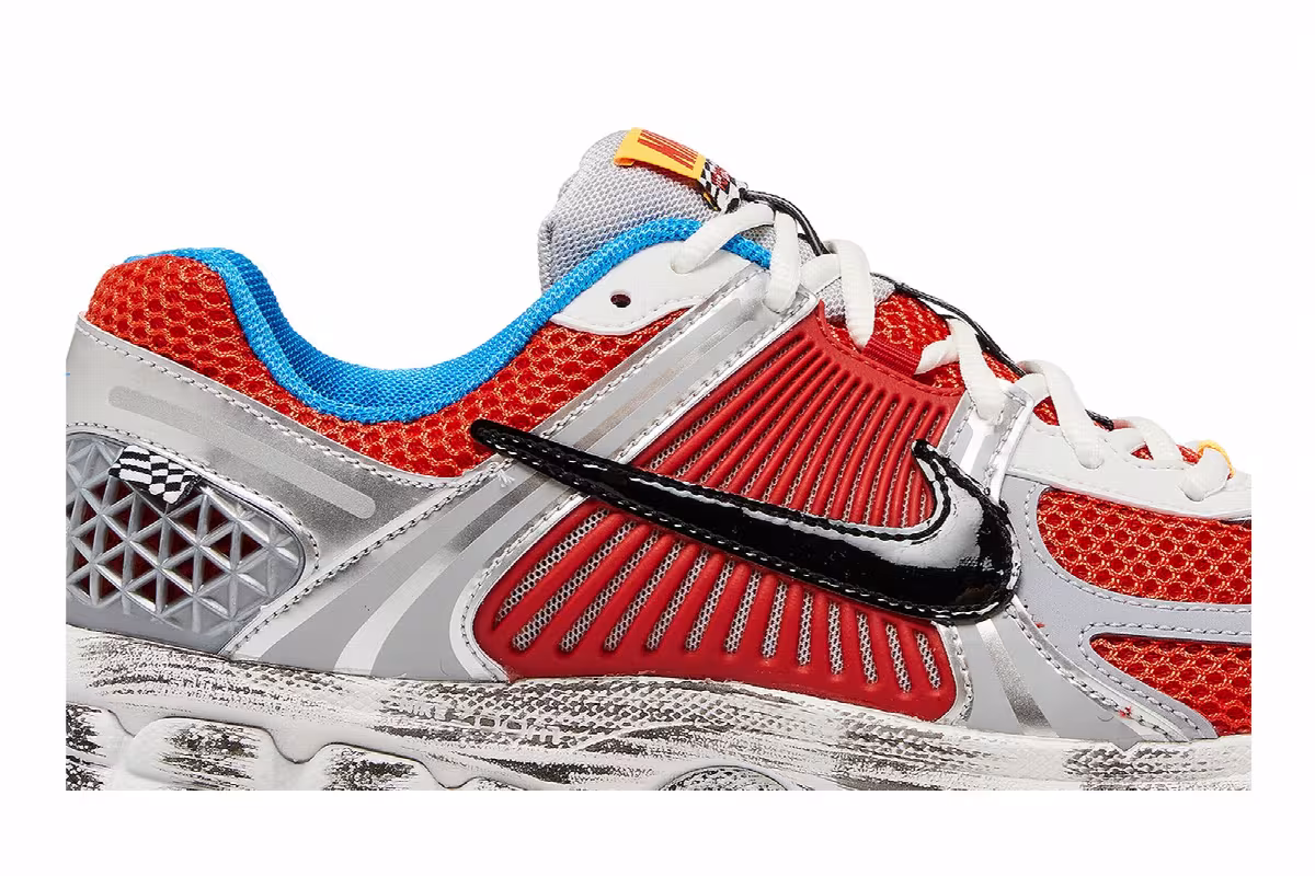 Nike Women's Air Zoom Vomero 5 Gundam, view 3