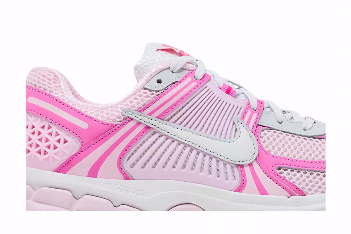 Nike Women's Air Zoom Vomero 5 Hyper Pink, view 3