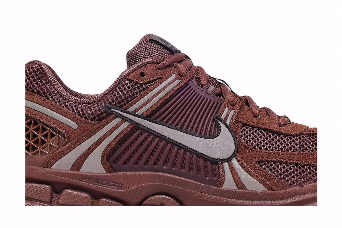 Nike Women's Air Zoom Vomero 5 Fauna Brown Velvet Brown, view 3