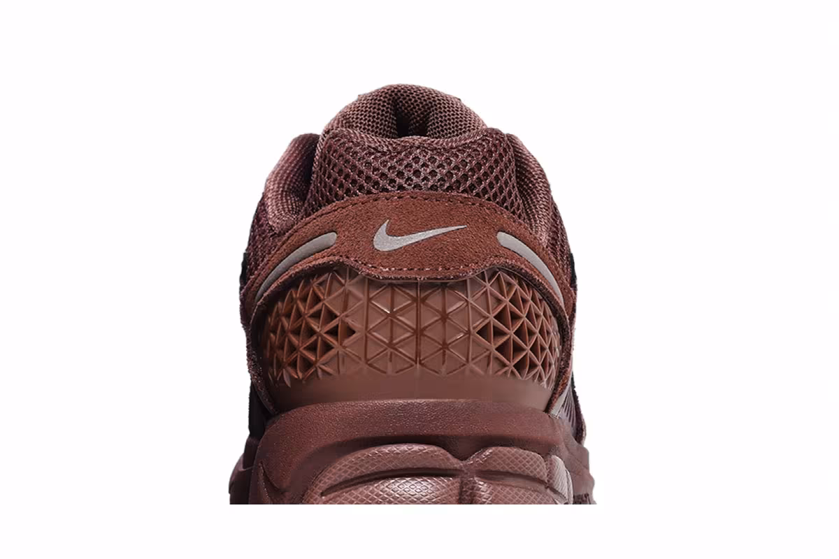 Nike Women's Air Zoom Vomero 5 Fauna Brown Velvet Brown, view 8