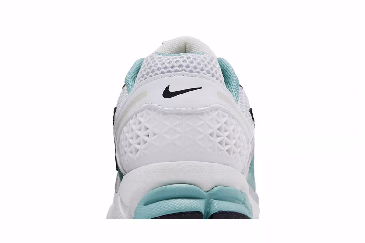 Nike Women's Air Zoom Vomero 5 Cannon, view 8