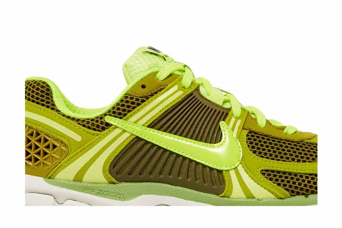 Nike Women's Air Zoom Vomero 5 Olive Flak, view 3