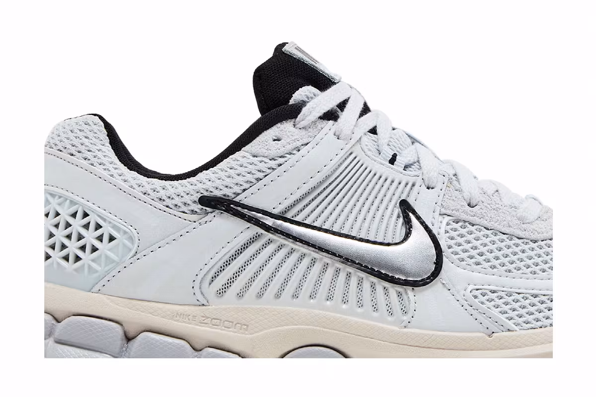 Nike Women's Air Zoom Vomero 5 Platinum Light Orewood Brown, view 3