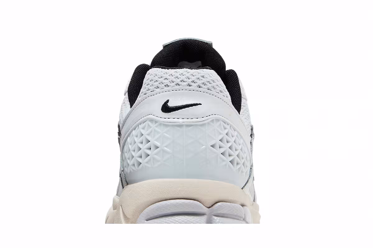 Nike Women's Air Zoom Vomero 5 Platinum Light Orewood Brown, view 8