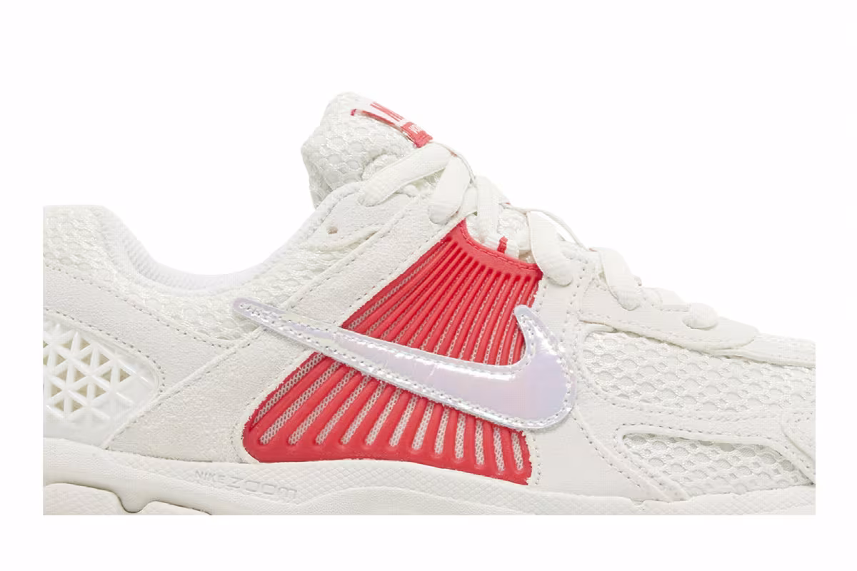 Nike Women's Air Zoom Vomero 5 Sail Siren Red, view 3