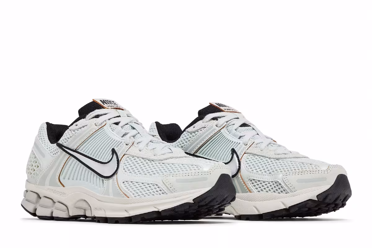Nike Women's Air Zoom Vomero 5 Light Silver Chrome, view 9