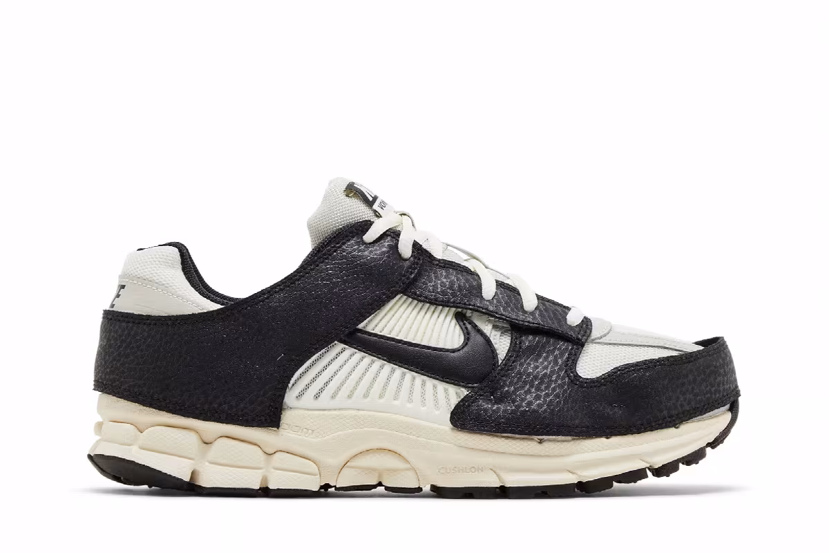 Nike Women's Air Zoom Vomero 5 Timeless, view 2