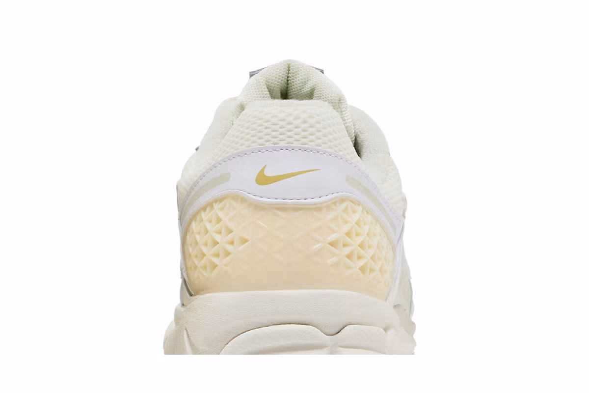 Nike Women's Air Zoom Vomero 5 Sail Buff Gold, view 8