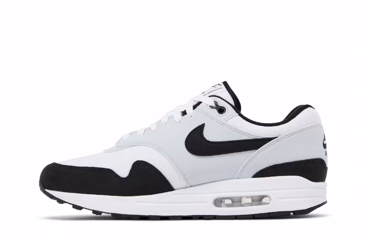 Nike Men's Air Max 1 White Black, view 4