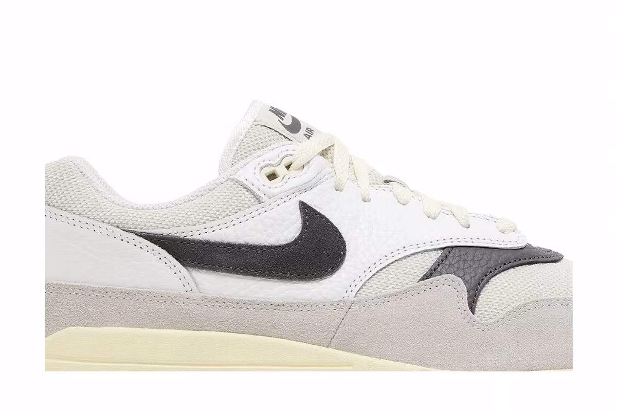 Nike Air Max 1 Light Bone Iron Grey, view 3