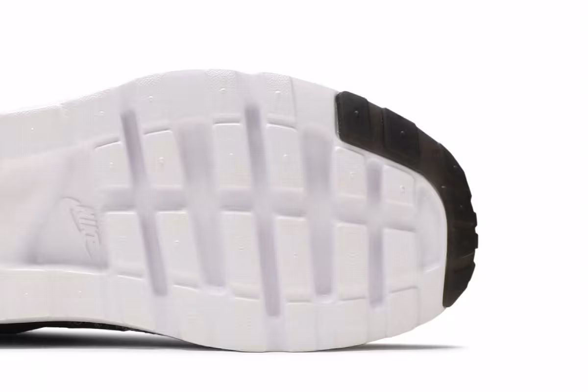Nike Air Max 1 Ultra Flyknit White Black, view 6