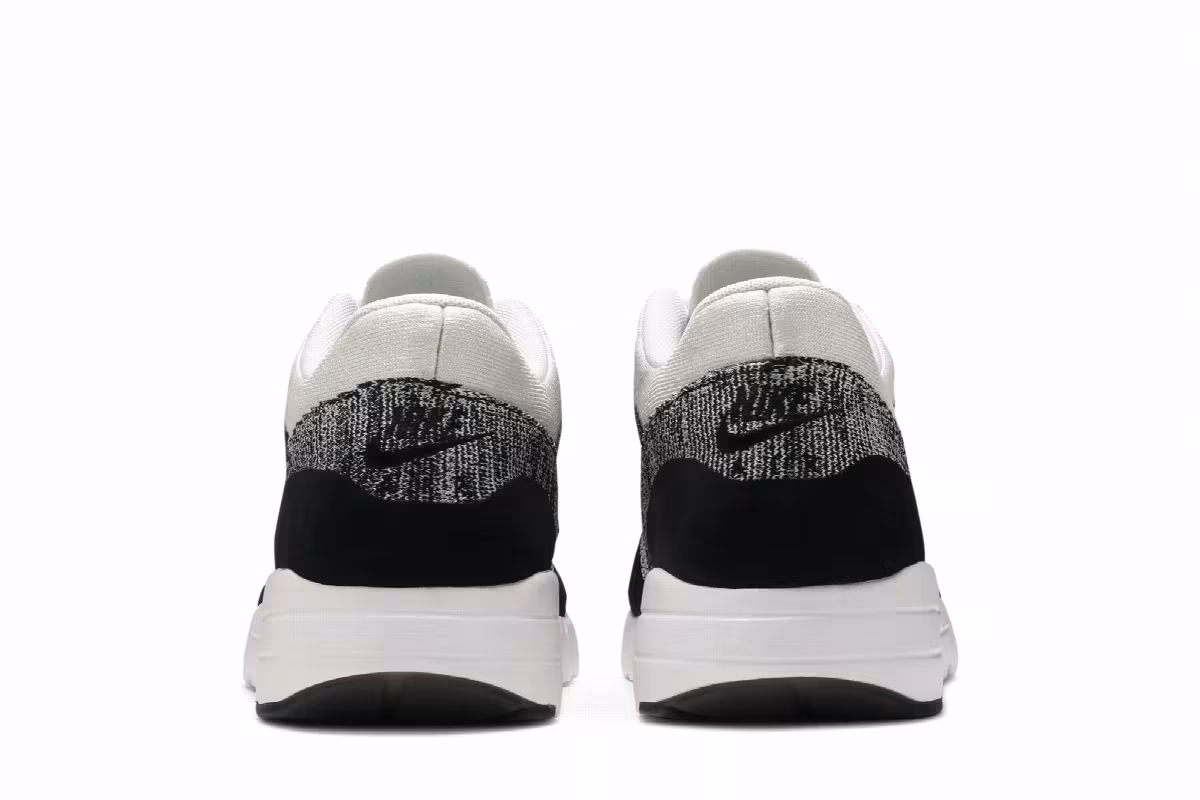 Nike Air Max 1 Ultra Flyknit White Black, view 7